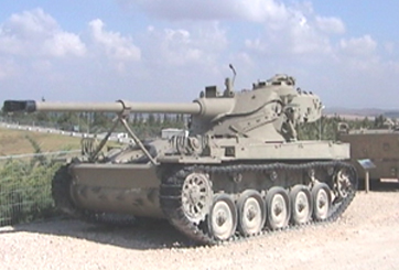 טנק קל AMX13