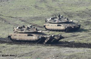 אלגנטיות-עוצמה-קטלניות-יכולות- צמד טנקים של גדוד 77 בתמרון ברמת הגולן במהלך התרגיל הגדודי שנערך השבוע.