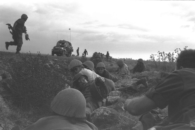 חיילי צה"ל ברמת הגולן במלחמת יום כיפור, 1973. צילום: זאב ספקטור