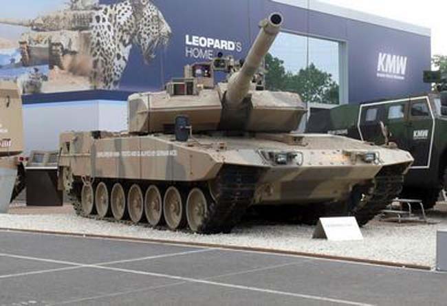 טנק ליאופרד 2A7 שהוצג לאחרונה בתערוכת יורוסטורי
