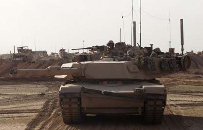 טנק של המרינס באפגניסטן