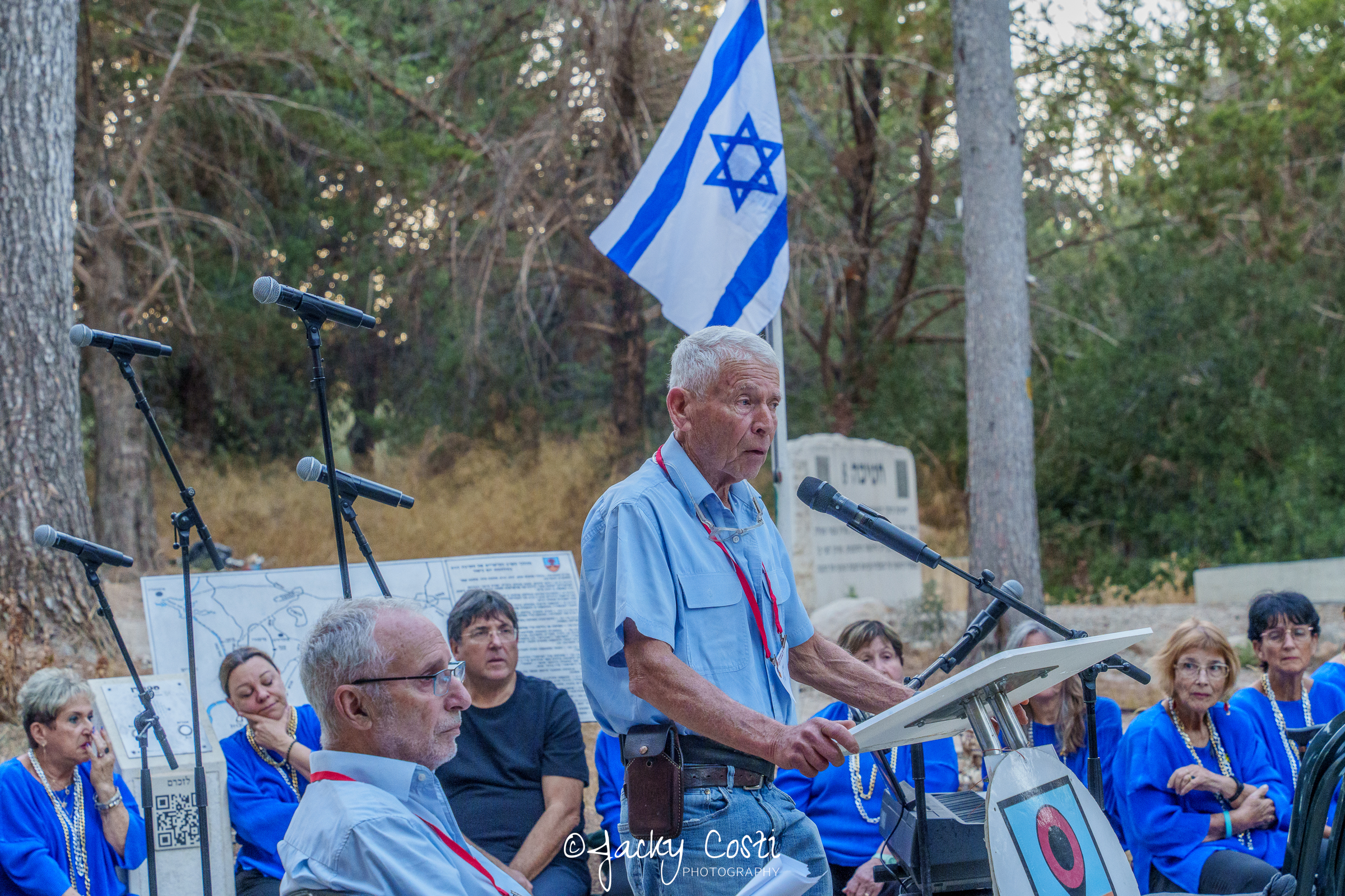 עוזי בן יצחק תאל מיל נשא את דבר מפקדת החטיבה